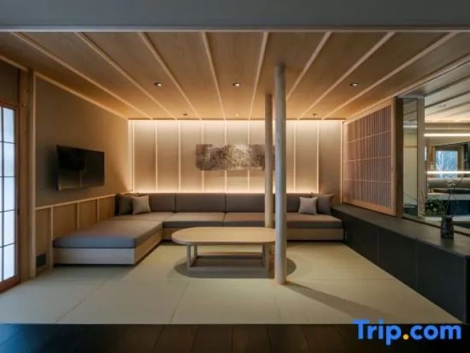 2 Bedrooms Double Villa