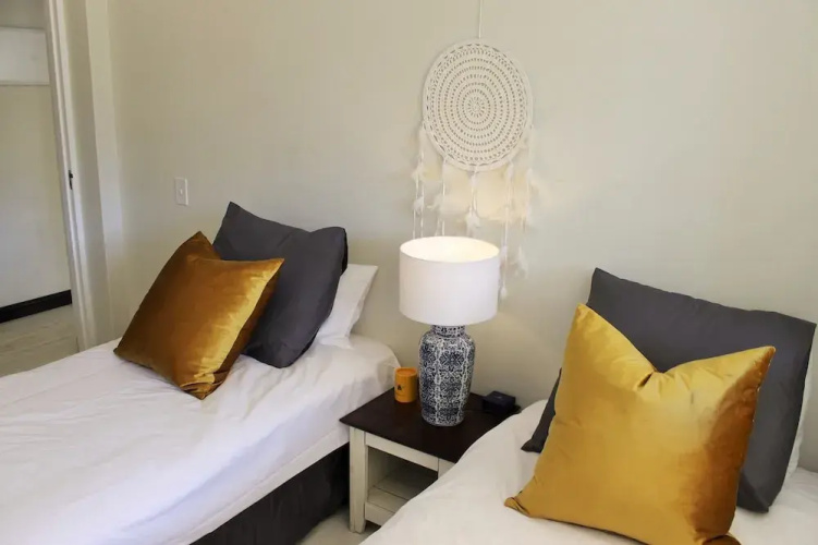 Lagoon Terrace 14
