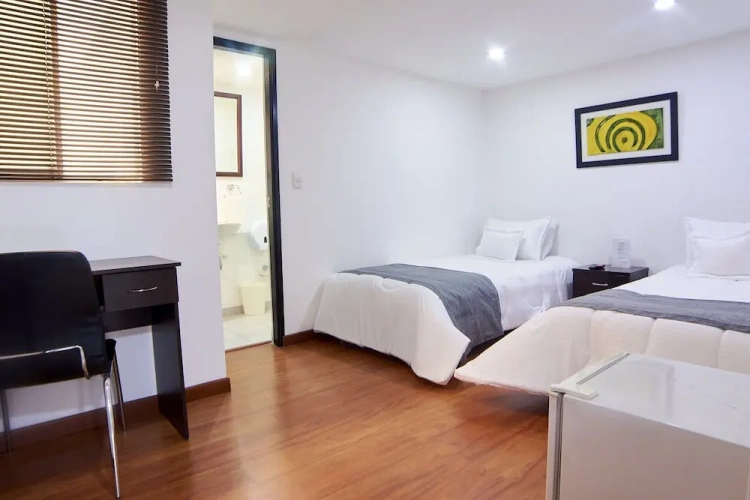 Standard Twin room