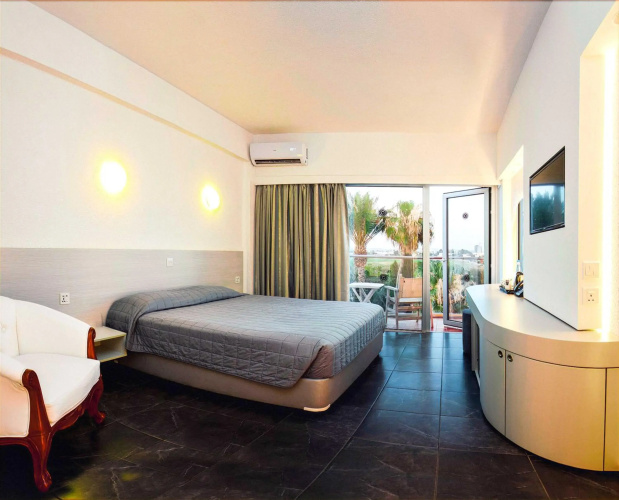 Sveltos Hotel