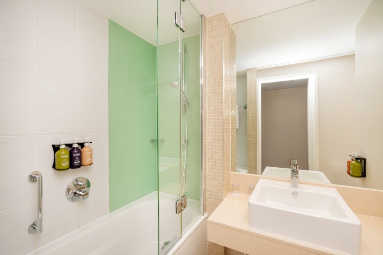 Holiday Inn Southend photo 11