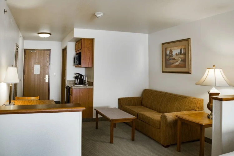 Quadruple Suite