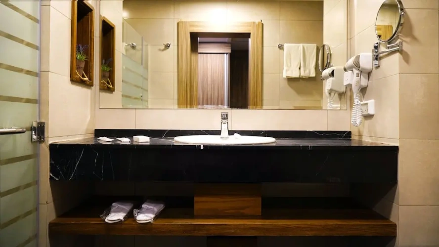 Triple Suite