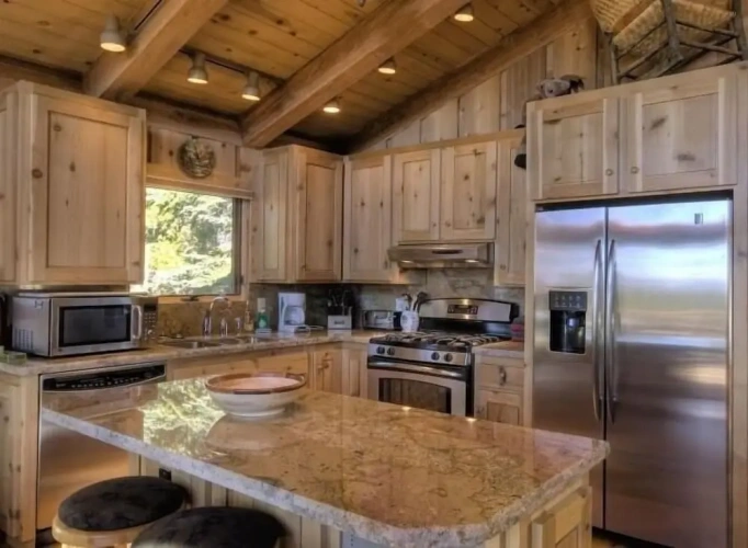 3 Bedrooms Cottage