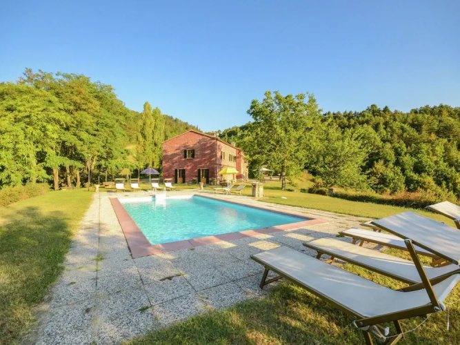Sprawling Villa With Breathtaking Views In Emilia-Romagna