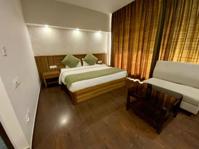 Deluxe room with balcony