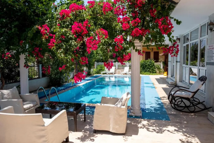 Serenity Lara Hotel