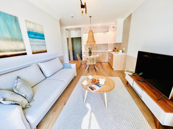 1 Bedroom Apartment