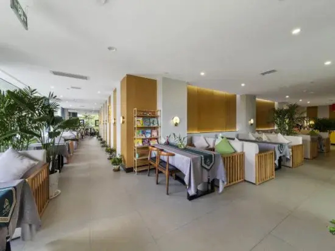 Tibet Hotel