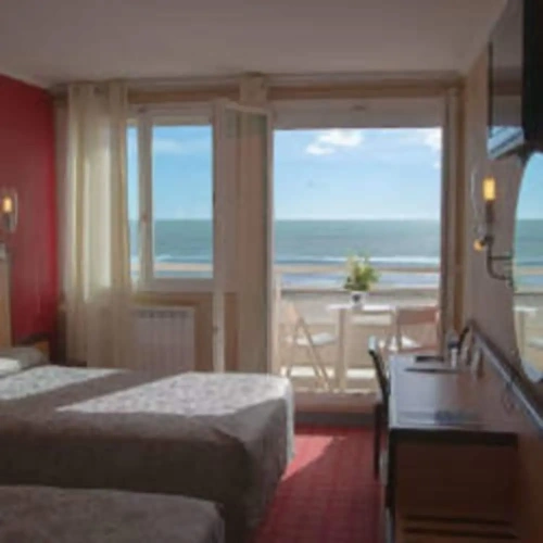 Superior Triple room