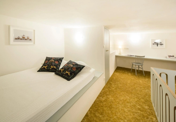 Downtown Designer apartment Karlin