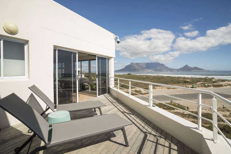 Ocean 12 Guesthouse