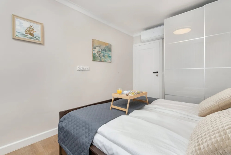 Apartment With Two Balconies by Renters