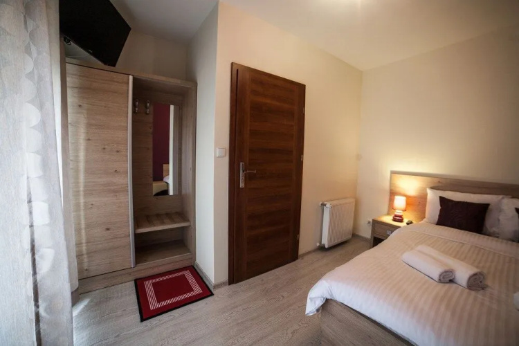 Rezydencja Pod Ochorowiczówka B&B
