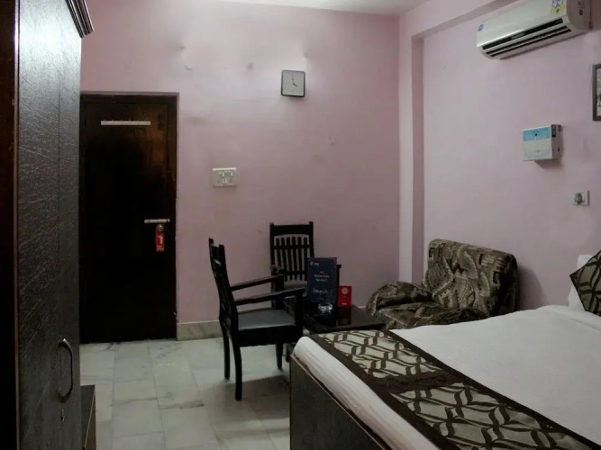 Hotel Lord Shiva by OYO