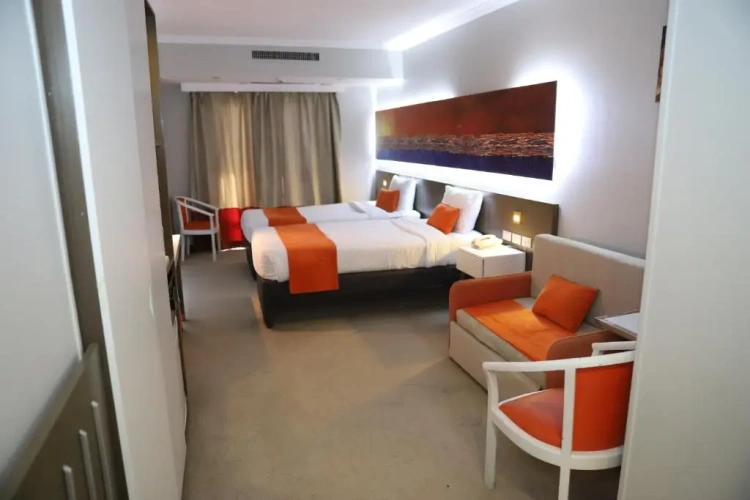 1 Bedroom Double Junior Suite with river view