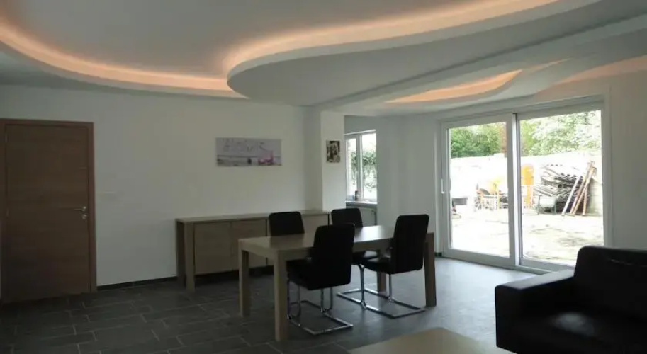 Holiday Home De Brikke