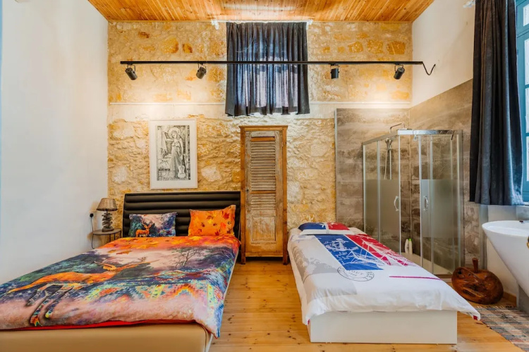 TasEv Boutique Hotel