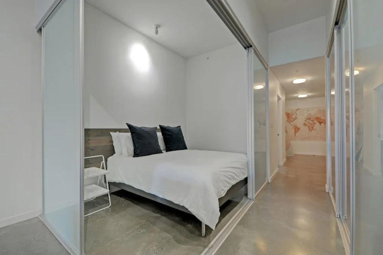 Standard Double room with city view
