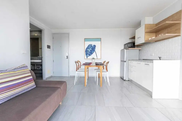 Sleek 2 Bed Apt T2-818