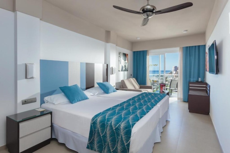 Standard Double room Lateral Sea View