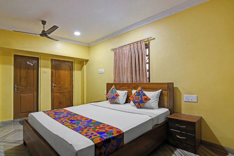 Fabhotel Step Inn I