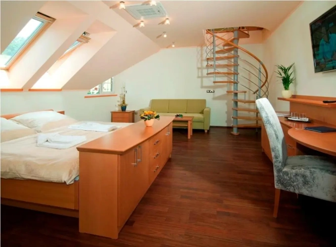 Standard Quadruple Duplex room