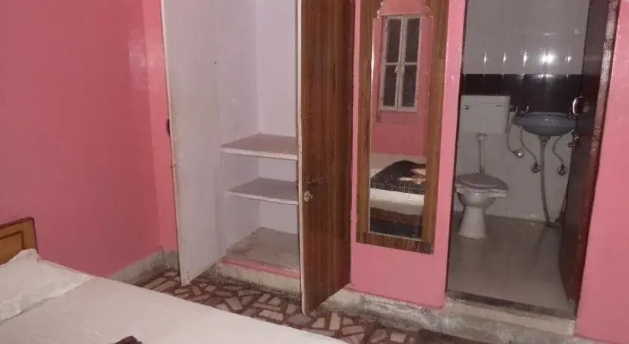 Hotel Gajraj Bari