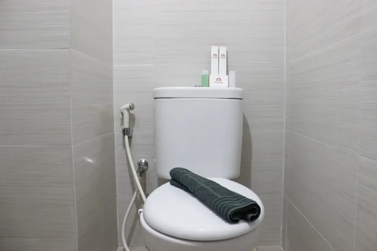 Compact Studio Room at Gateway Pasteur Apartment near Exit Toll