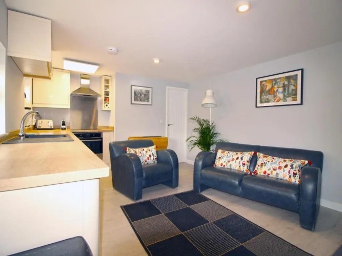 2 Bedrooms Double Apartment