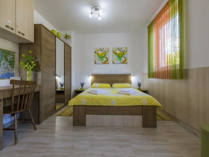 Apartment Zeki