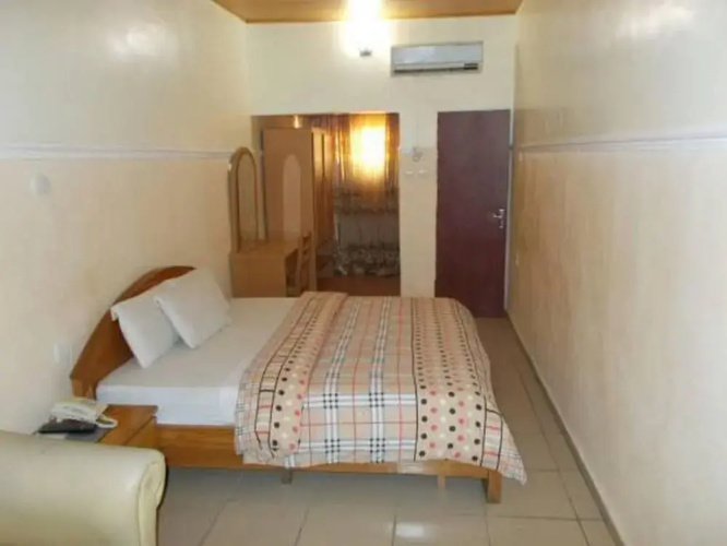 Bahamas Hotels International
