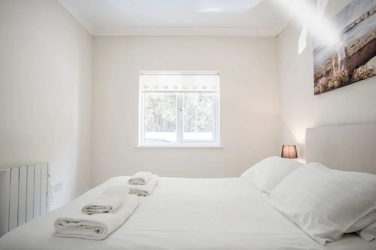 Dunes End - 2 Bedroom Apartment - Pendine