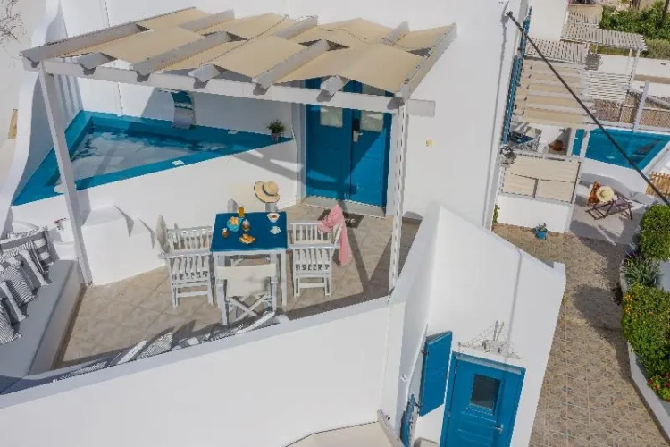 Standard Quadruple room with balcony