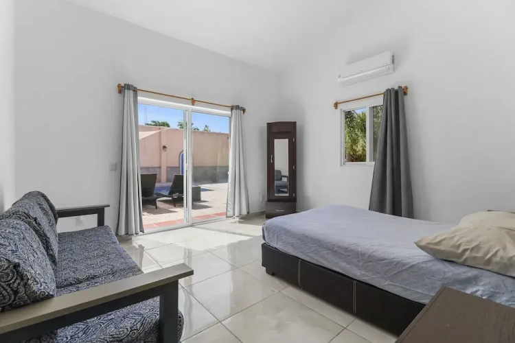 Luxury 4BR Villa with Pool