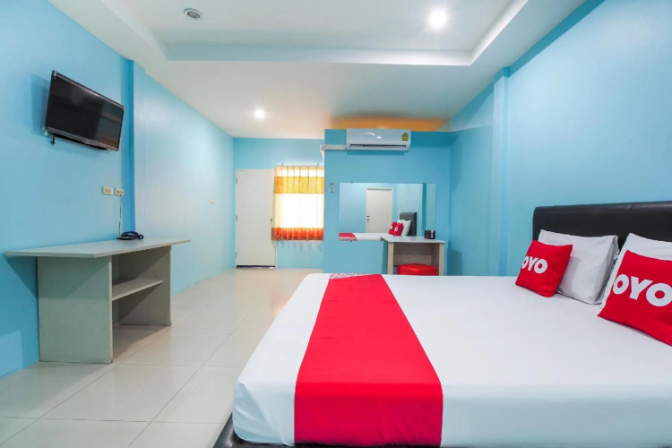 OYO 622 Sixsense Hotel