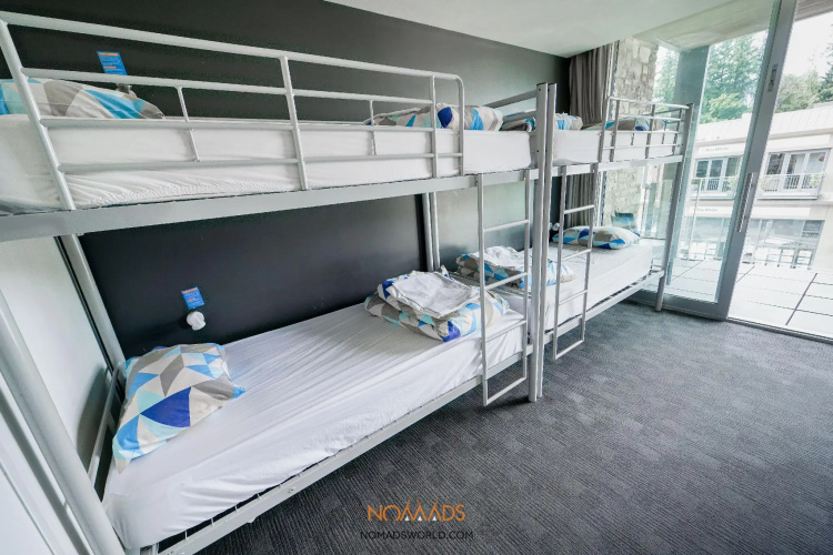 Nomads Queenstown Backpackers