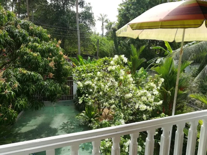 Apartment with balcony