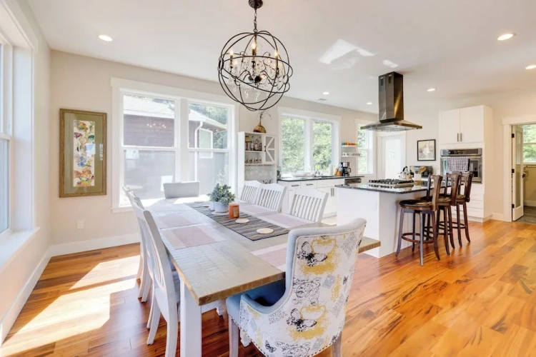 3 Bedrooms Cottage