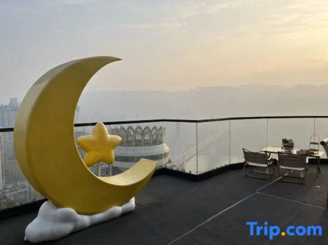 Yunqi River View Terrace Hotel