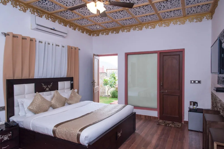Vijaygarh Palace