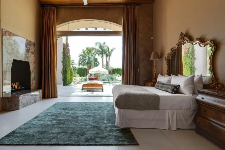 Monroe Estate in La Quinta