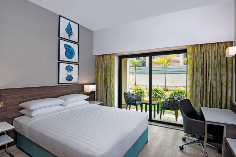 Deluxe Double room with garden view