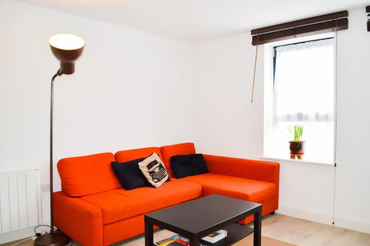 Spacious 2 Bedroom Home