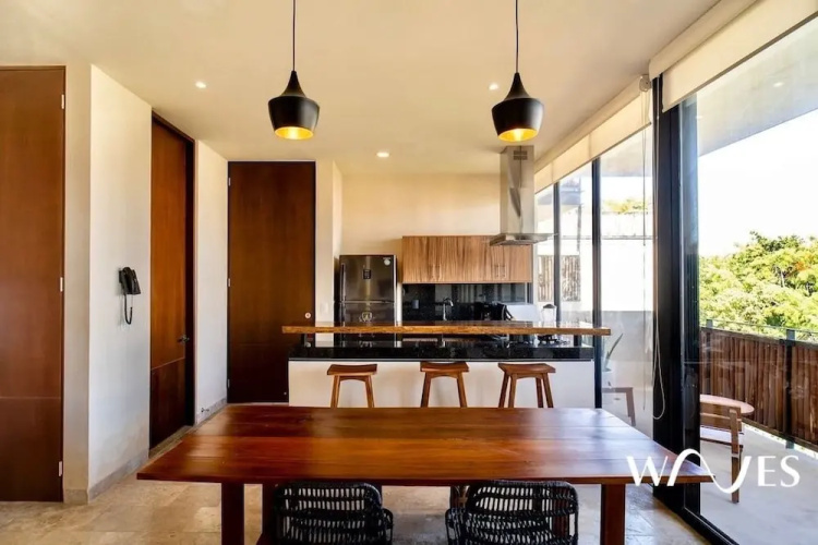 2 Br. Spacious Great Located Top Amenities
