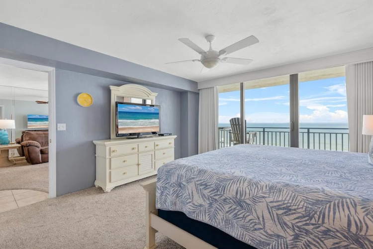 Sherwin Condominium 1702
