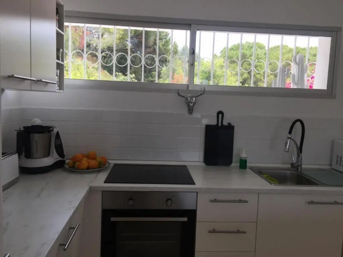 2 Bedrooms Cottage