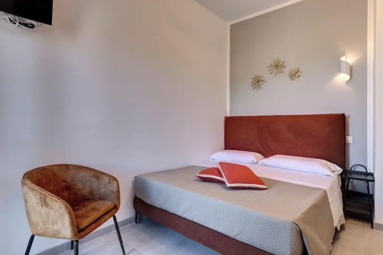 Standard Triple room with balcony