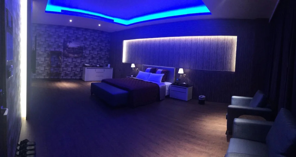 Yinxiang Xihu Motel