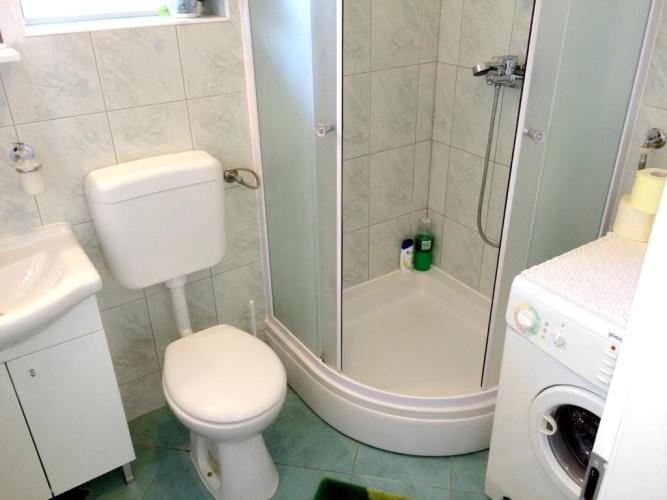 3 Bedrooms Apartment
